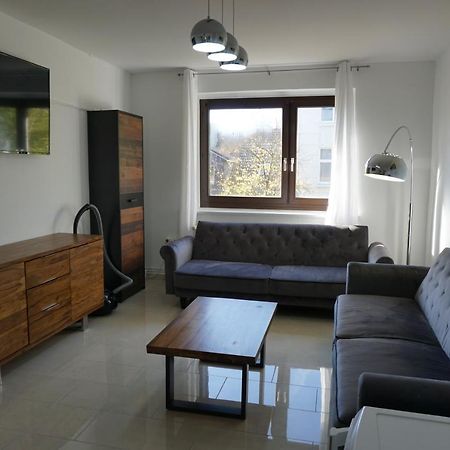 Alster Hamburg - Saniertes Und Mobliertes Apartment Mit Bad Und Kuche Exterior foto